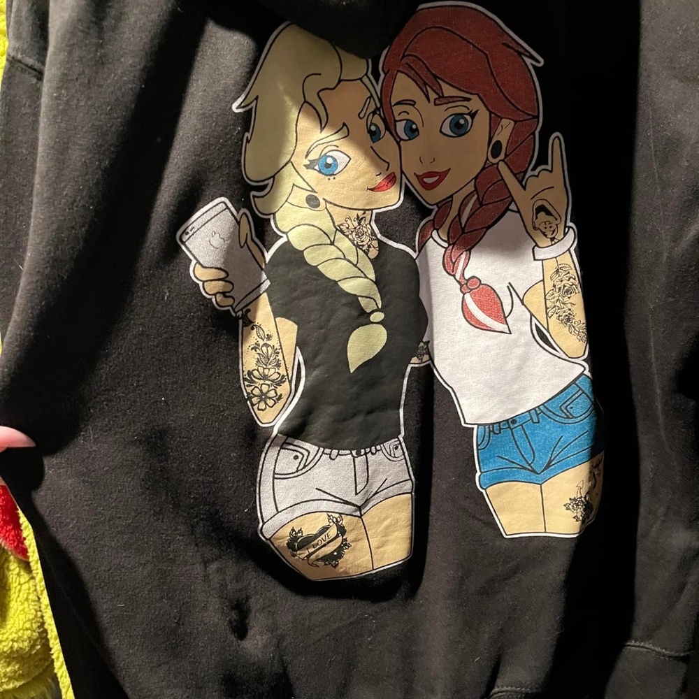 Hoodie with tattoo girls on back